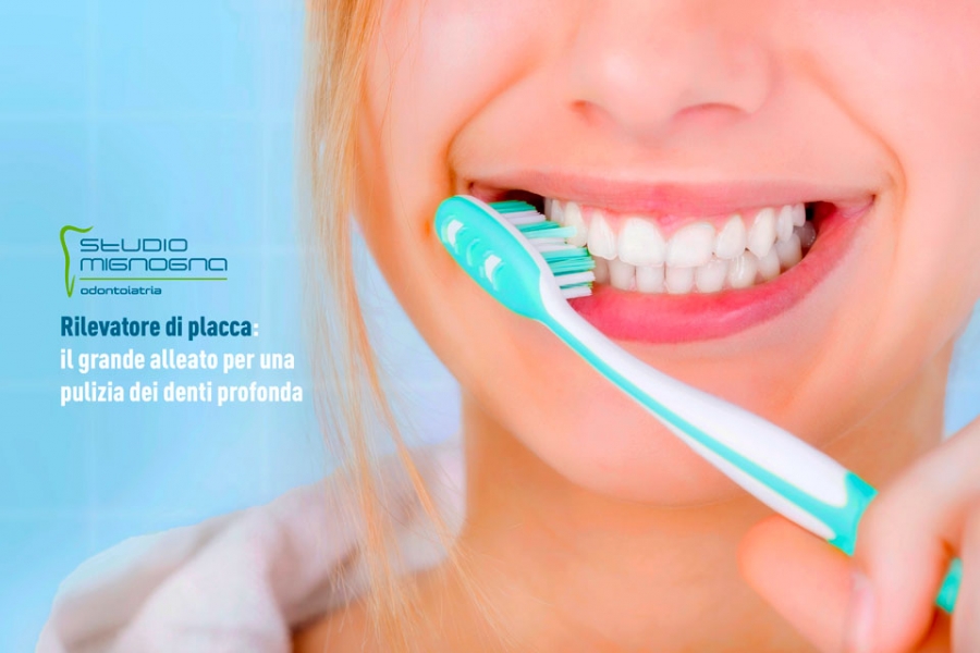 Rilevatore di placca: il grande alleato per una pulizia dei denti profonda